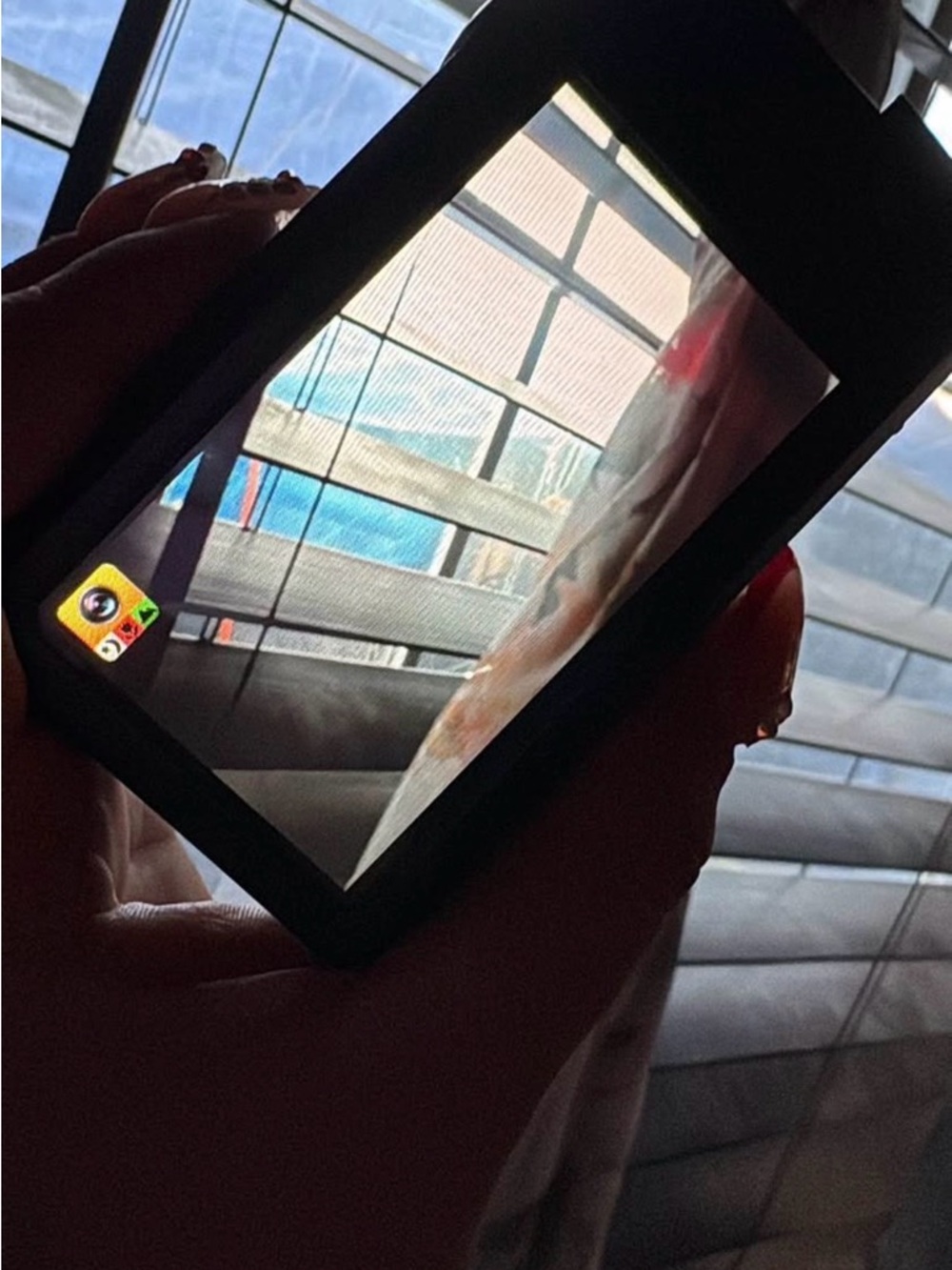 Samsung Compact Camera / Media Player in Black